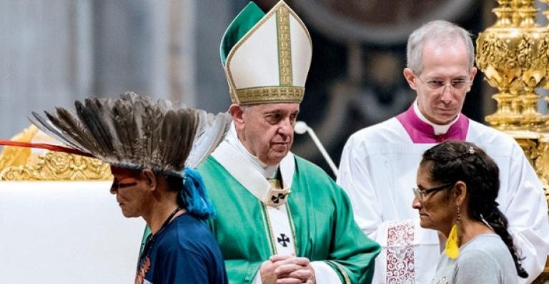 Papa recebe representantes de povos indígenas - Massimo Valicchia/Nurphoto via Getty Images