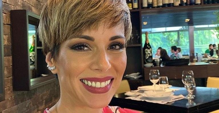 Ana Furtado posta lindo clique curtindo aniversário com Boninho - Instagram