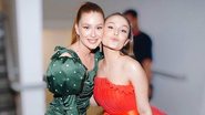 Marina Ruy Barbosa e Larissa Manoela em premiação - @joaokopv