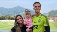 César, Amanda Tostes e a filha, Sarah - Reprodução/Instagram