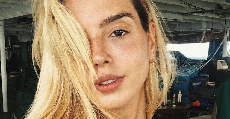 Giovanna Lancellotti posa ao lado da mãe em deserto de Dubai - Instagram