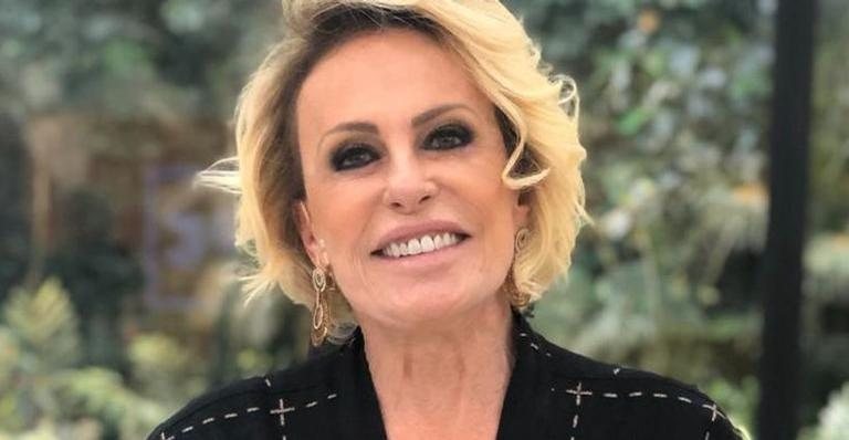 Ana Maria Braga viaja e compartilha momento inusitado ao lado de Louro José. - Divulgação/Instagram