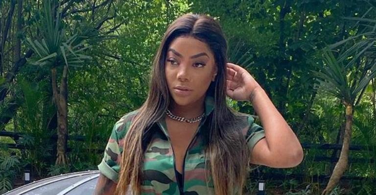 Ludmilla surge com look ousado na web e choca fãs - Instagram