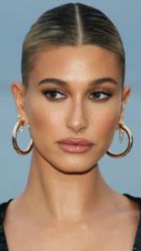 Hailey Baldwin Bieber