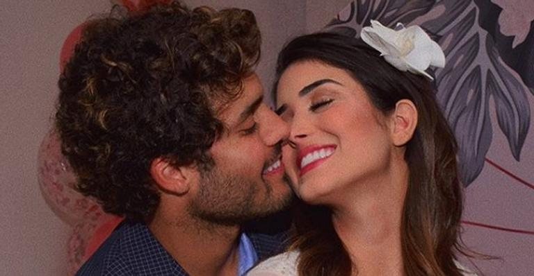 Leticia Almeida e Bruno Daltro comemoram noivado - Instagram