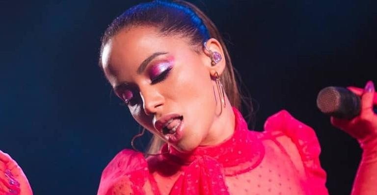 Na Espanha, Anitta comemora Dia dos Solteiros e fãs não perdoam: ''Não perde tempo, né?'' - Reprodução/Instagram