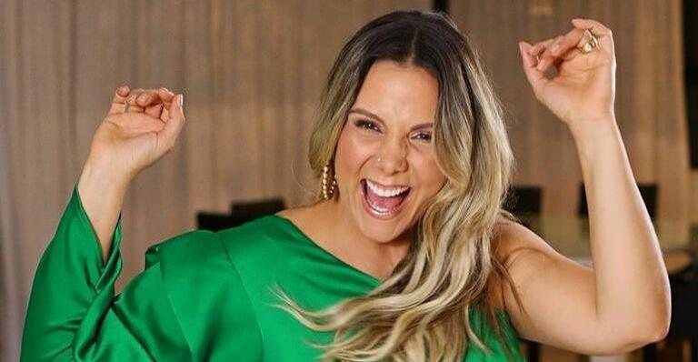 Ex-loira do Tchan celebrou a mãe da matriarca da família - Divulgação/Instagram