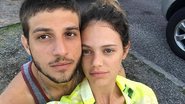 Chay Suede e Laura Neiva compartilham memória de viagem! - Foto/Instagram