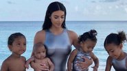 Kim Kardashian mostra as decorações de Natal em sua casa - Instagram