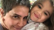 Deborah Secco encanta web ao postar texto para a filha, Maria Flor - Foto/Instagram