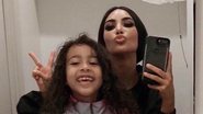 Kim Kardashian posa ao lado de North fazendo careta e diverte fãs - Instagram