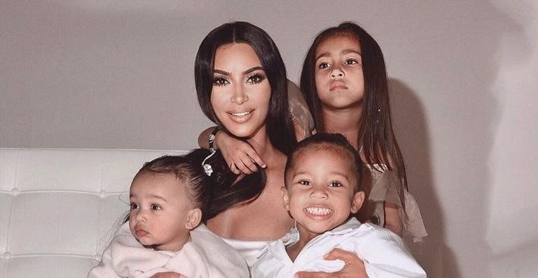 Kim Kardashian presta linda homenagem no aniversário de seu filho, Saint - Instagram