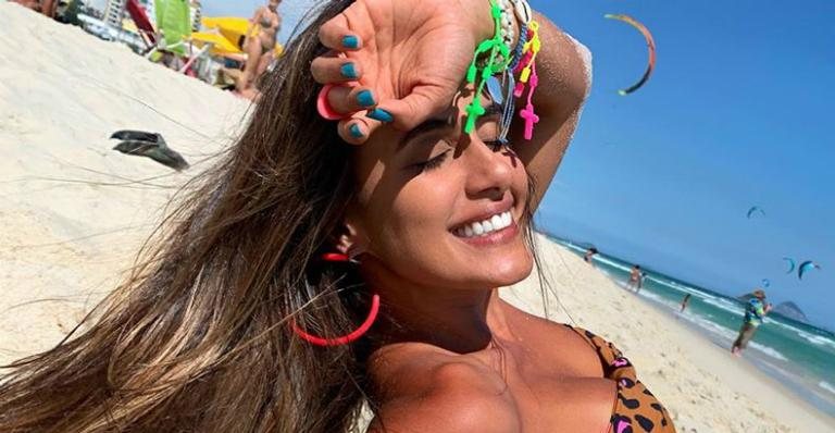 Em viagem para o Rio de Janeiro, ex-BBB Carol Peixinho posa em trilha e deixa web apaixonada - Instagram