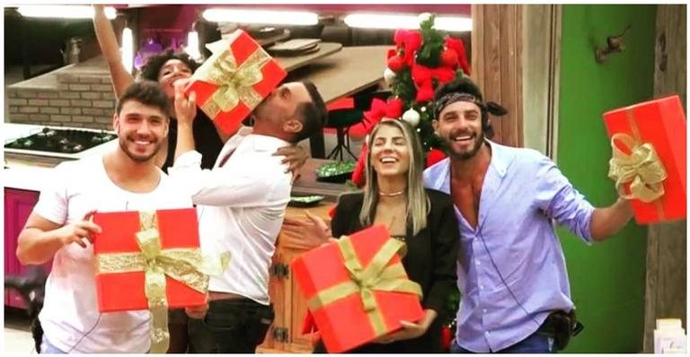 Peões ganham ceia de Natal em 'A Fazenda' - Reprodução/Instagram