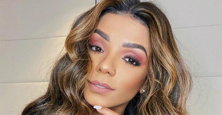 Brunna Gonçalves recebeu elogio da namorada, Ludmilla ao postar foto com look ousado - Instagram