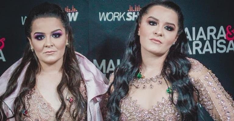 Maiara e Maraísa fazem pocket show em aeroporto - Foto/AG News