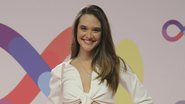 Juliana Paiva ganhou um presente lindo de Raphaela Alvittos e compartilhou com seus seguidores na web - Globo/Paulo Belote