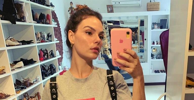 Isis Valverde desaba sobre saudade do marido e do filho - Instagram