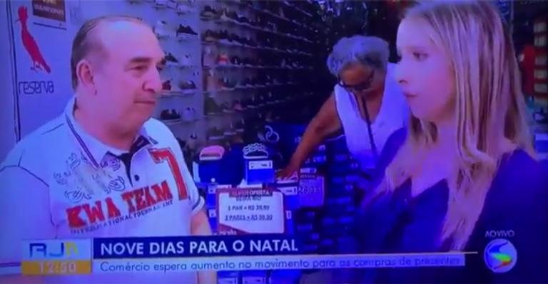 Repórter da TV Globo passa mal ao vivo e desmaia - Reprodução