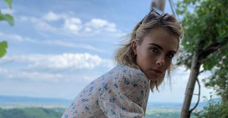 Cara Delevigne se declara para Ashley Benson em linda homenagem de aniversário - Instagram