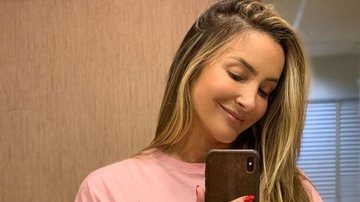 Claudia Leitte deixa barriga à mostra em foto e impressiona - Reprodução/Instagram