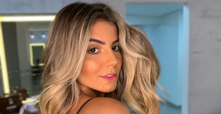 Ex-BBB Harianny Almeida ousa em look para o Ano Novo - Instagram