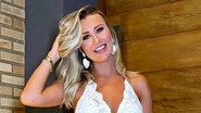 Ana Paula Siebert completa cinco meses e posa de biquíni neon - Instagram