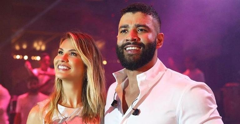 Andressa Suita exibe registro de sua virada do ano ao lado do marido, Gusttavo Lima - Instagram