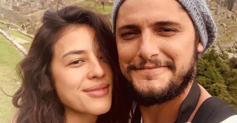 A atriz apareceu ao lado do marido em momento descontraído e se declarou ao amado - Instagram