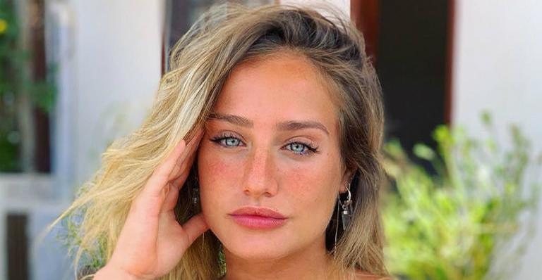 Bruna Griphao é flagrada de biquíni na praia e corpão impressiona - Instagram