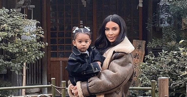 Filha de Kim Kardashian completa dois anos de idade e ganha homenagem de sua mãe - Instagram