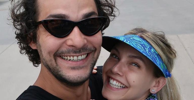 Louise Dtuani usou suas redes sociais para escrever uma linda declaração de amor ao marido - Instagram