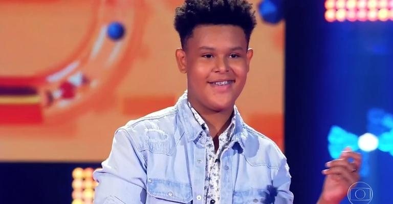 Menino arrasa ao cantar Michael Jackson no 'The Voice Kids' - Reprodução/Globo