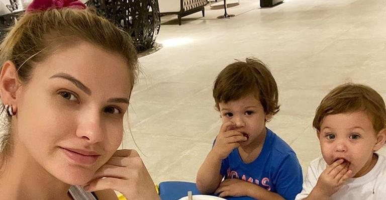 Andressa Suita aproveita o aniversário ao lado dos filhos - Reprodução/Instagram