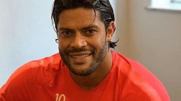 Hulk Paraíba surge em foto agarradinho com a namorada - Reprodução/Instagram