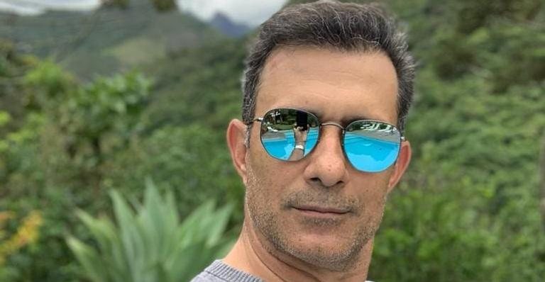 Marcos Pasquim surge curtindo dia em piscina e chama atenção da web - Divulgação/Instagram