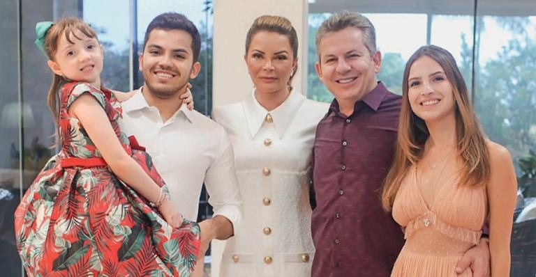 Mauro, Virginia e seus filhos, na casa da família em Cuiabá - Rai Reis