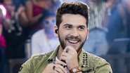 O sertanejo realizou um show em São Paulo e chocou os fãs ao aparecer com look diferente - Globo/Fábio Rocha