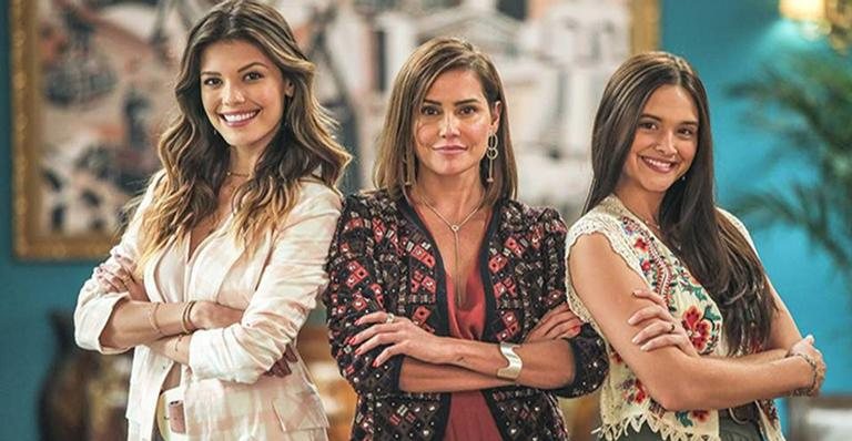 Vitoria Strada falou do namoro e da nova novela das sete - Divulgação/TV Globo