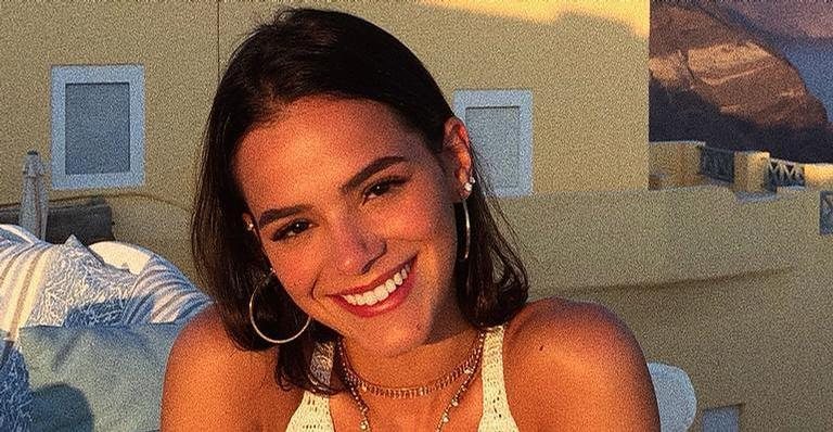 Bruna Marquezine posa de lingerie e exibe corpão - Instagram