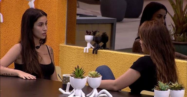 Bianca e Rafaela se resolvem em discussão no BBB20 - Foto/Globo