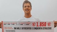 Lucas Gallina com seu cheque de estalecas - Reprodução/Instagram