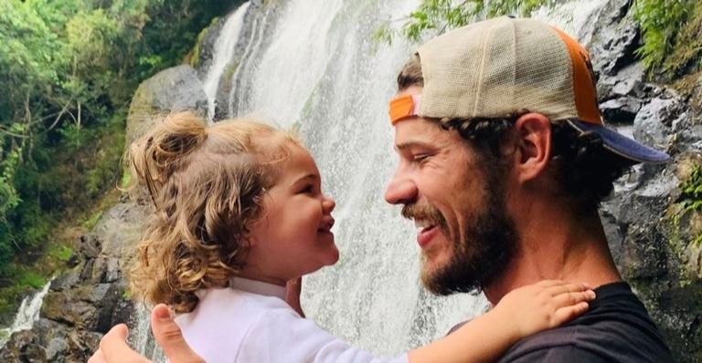 José Loreto em momento único com a filha, Bella - Foto/Instagram