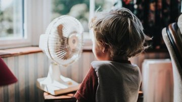 7 ventiladores de teto para não passar sufoco com o calor - Getty Images