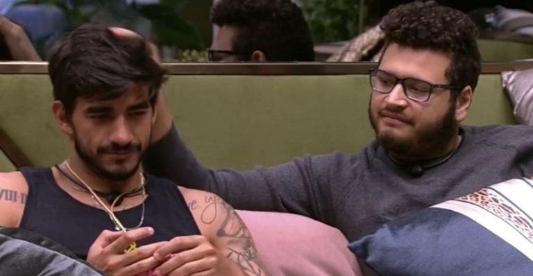 Victor Hugo e Guilherme durante conversa no BBB20 - Foto/Reprodução