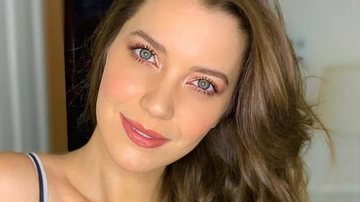 Nathalia Dill brinca com cliques de biquíni e chama atenção - Reprodução/Instagram