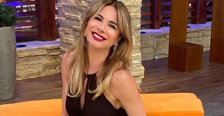 Luciana Gimenez é flagrada aos beijos no Carnaval - Reprodução/Instagram