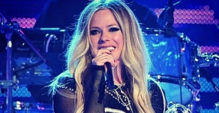 Avril Lavigne cancela turnê na Ásia por conta de surto de coronavírus - Instagram