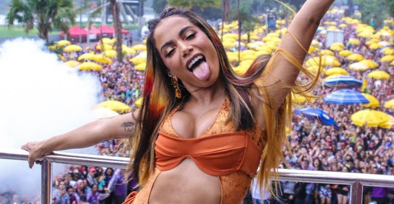 Famosos marcam presença no Bloco da Anitta em São Paulo - Thiago Duran/AgNews