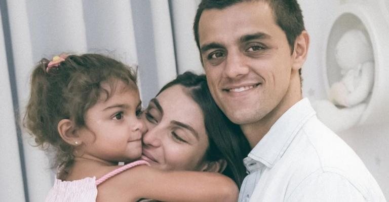 Felipe Simas se declara para filha em clique fofíssimo - Reprodução/Instagram